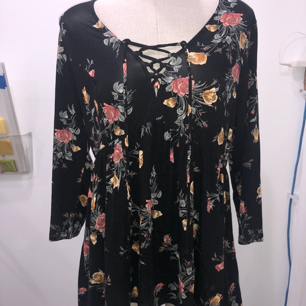 PLUS SIZE ❤️ Torrid Soft Knit Floral Top